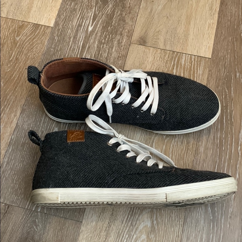 Charcoal grey twill mid top sneakers 👟